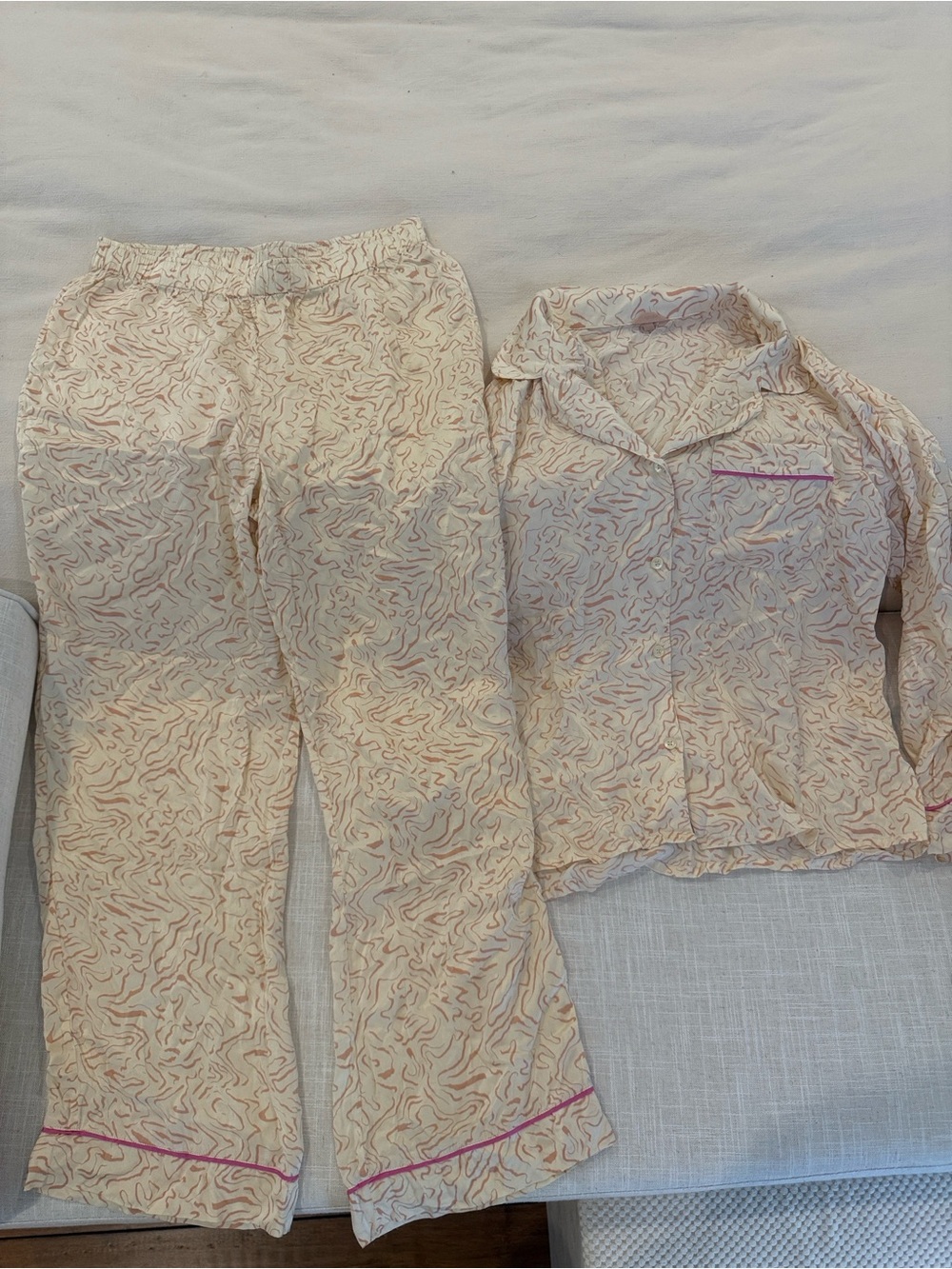 Eberjay Inez Washable Silk Pajamas in Marble Rose Cloud M